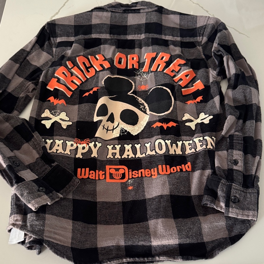Disney Black and Gray Halloween Plaid Shirt Size XS